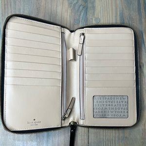 Kate spade travel wallet